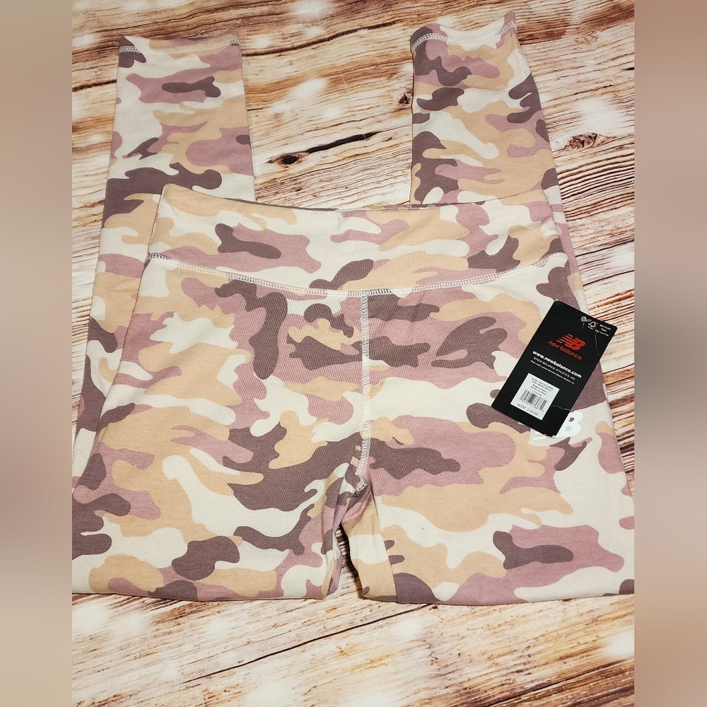Kids Camouflage New Balance Leggings - Picture 4 of 5
